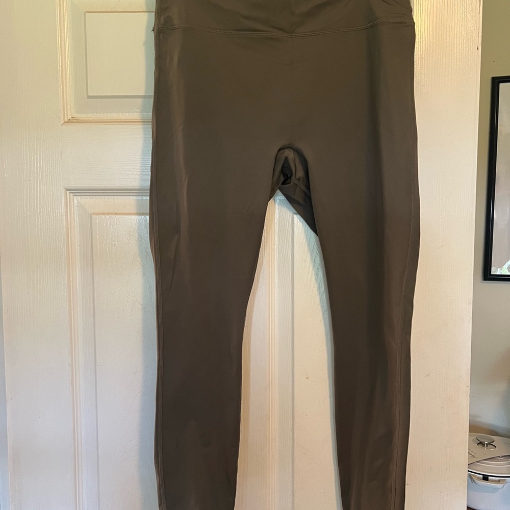 Fabletics Olive compressive Leggings